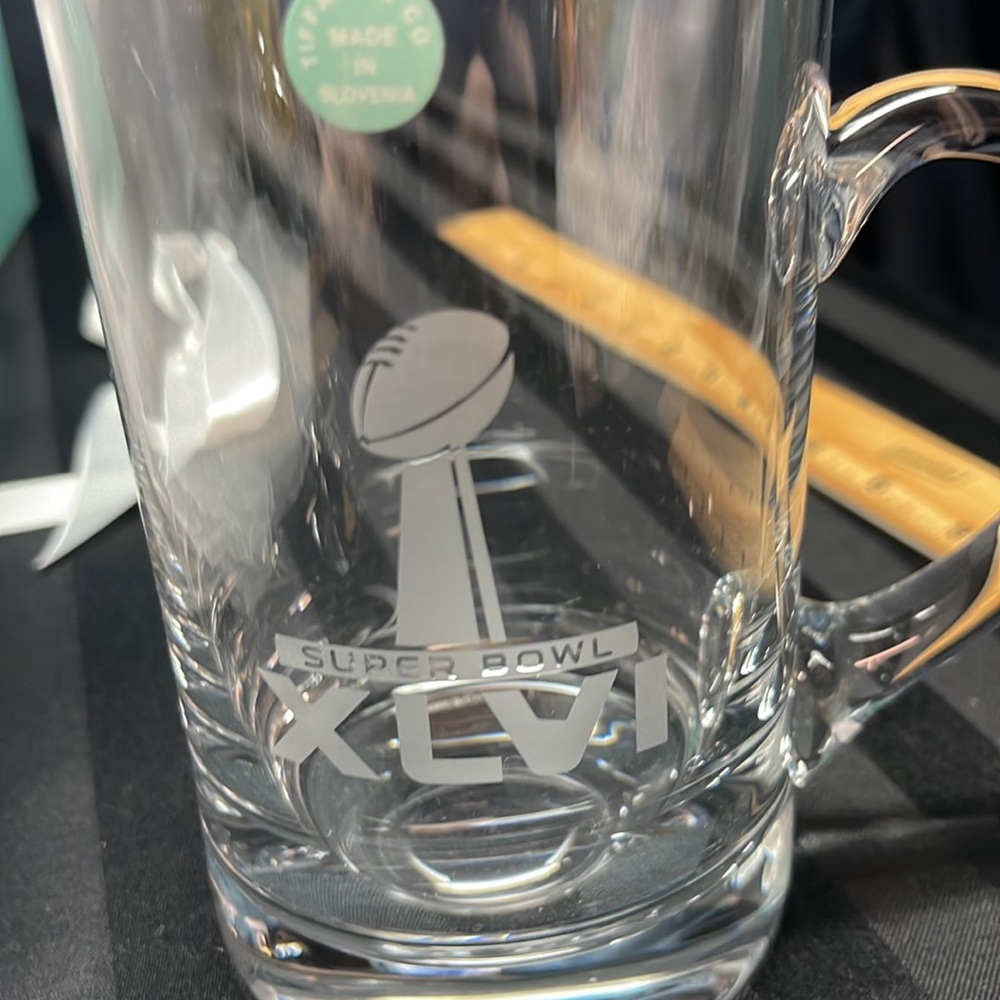 Tiffany & Co. Set of 2 Super Bowl XLVI Clear Crystal Beer Mugs, made in Slovenia - Picture 6 of 9